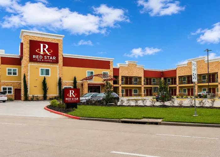 Red Star Inn & Suites